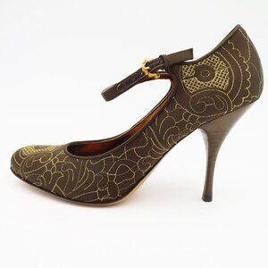 Isabella Fiore Italy Cherise Embroidered Satin Ankle Strap Pumps Leather Sole